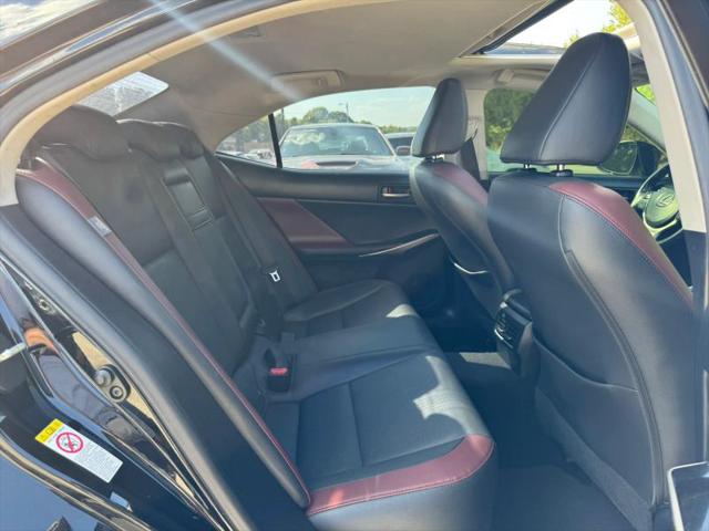 2017 Lexus IS 300 300