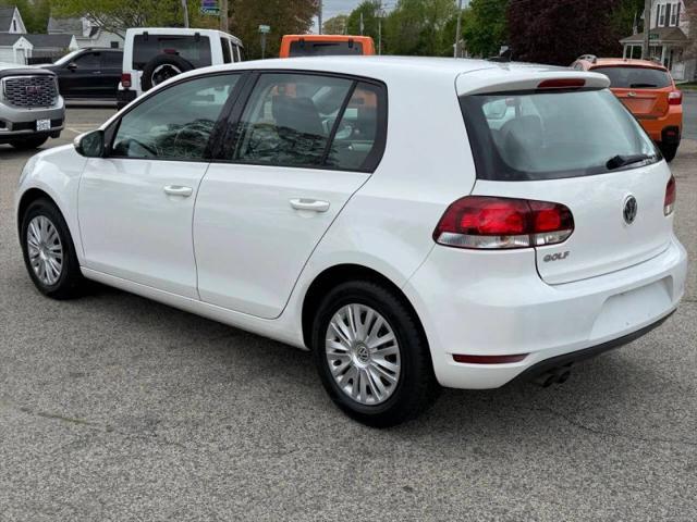 2013 Volkswagen Golf 2.5L 4-Door