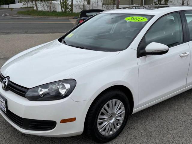 2013 Volkswagen Golf 2.5L 4-Door