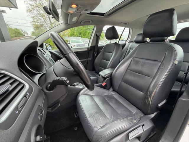 2013 Volkswagen Golf 2.5L 4-Door