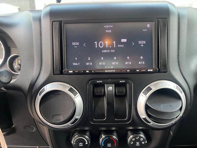 2012 Jeep Wrangler Sahara
