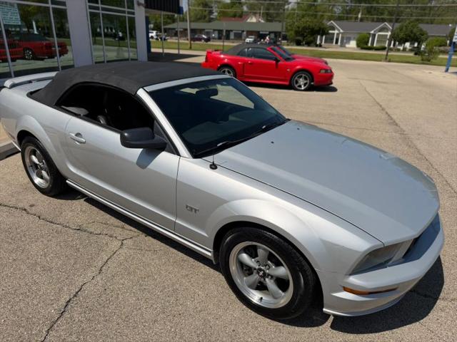 2007 Ford Mustang GT Deluxe