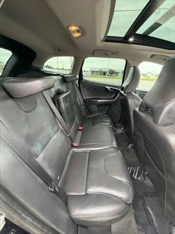 2017 Volvo XC60 T6 Dynamic
