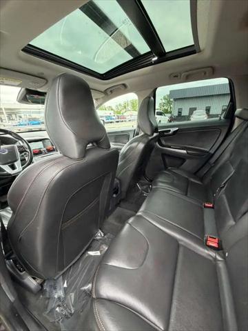 2017 Volvo XC60 T6 Dynamic