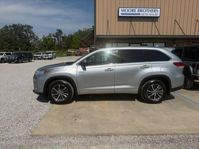 2017 Toyota Highlander Hybrid XLE for sale in Oxford, MS