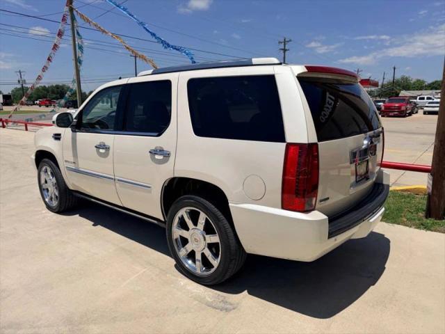 2012 Cadillac Escalade Luxury