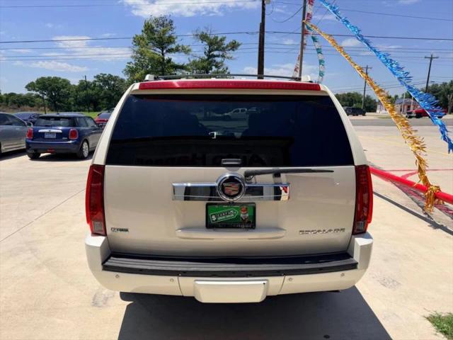 2012 Cadillac Escalade Luxury