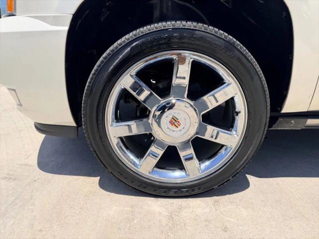 2012 Cadillac Escalade Luxury