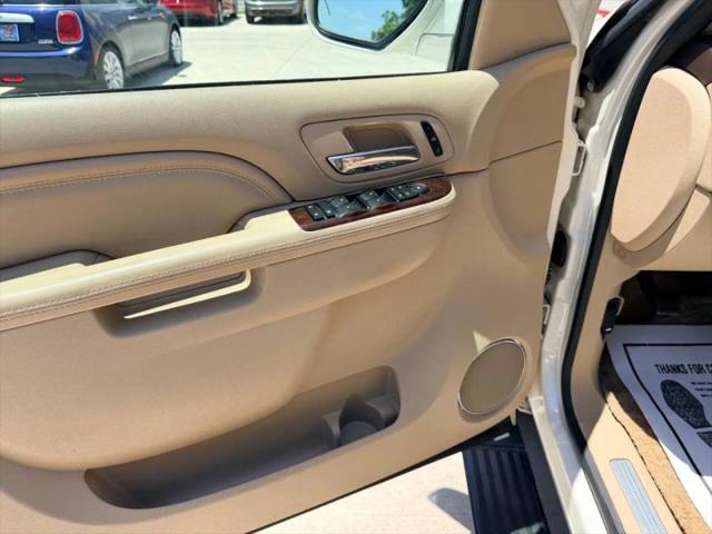 2012 Cadillac Escalade Luxury