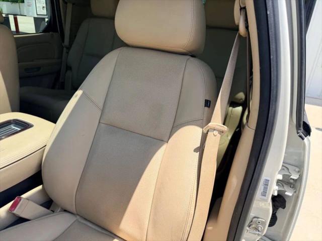 2012 Cadillac Escalade Luxury