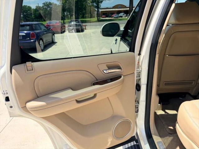2012 Cadillac Escalade Luxury
