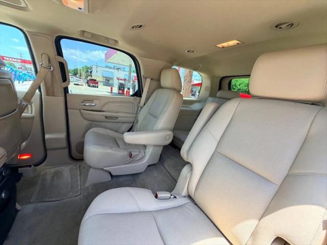 2012 Cadillac Escalade Luxury