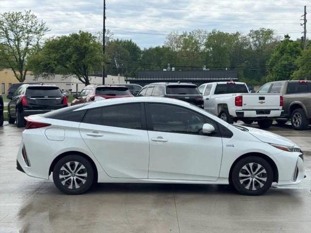 2022 Toyota Prius Prime XLE