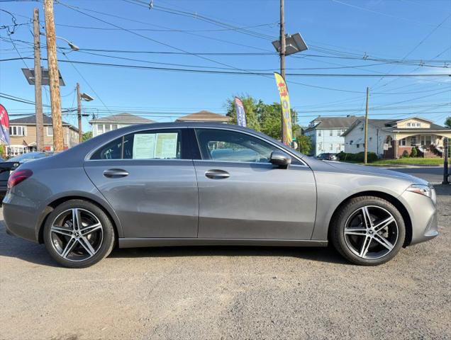 2019 Mercedes-Benz A 220 A 220
