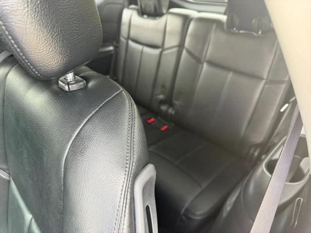 2015 Nissan Pathfinder SV