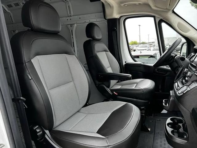 2025 Ram ProMaster 2500 Cargo Van Tradesman High Roof 159" WB w/Pass Seat