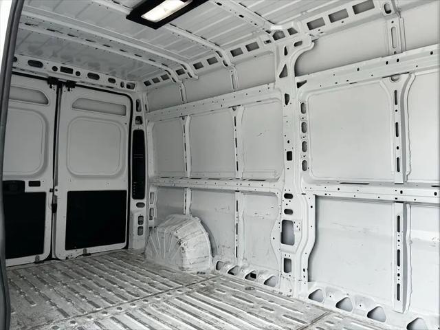 2025 Ram ProMaster 2500 Cargo Van Tradesman High Roof 159" WB w/Pass Seat