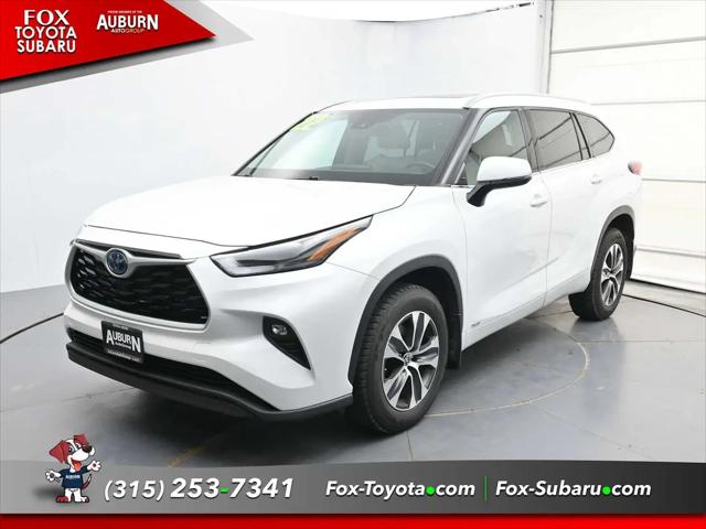 2022 Toyota Highlander Hybrid XLE