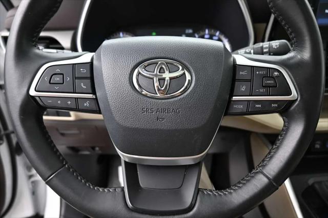 2022 Toyota Highlander Hybrid XLE