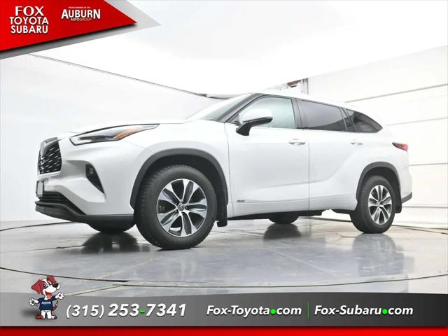 2022 Toyota Highlander Hybrid XLE