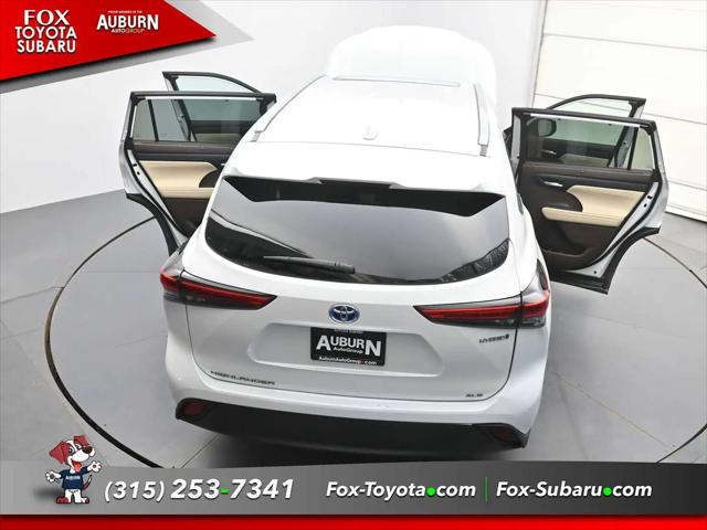 2022 Toyota Highlander Hybrid XLE