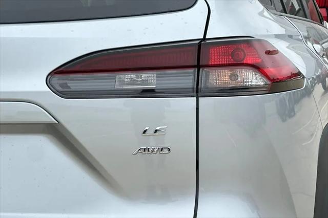 2026 Toyota Corolla Cross LE