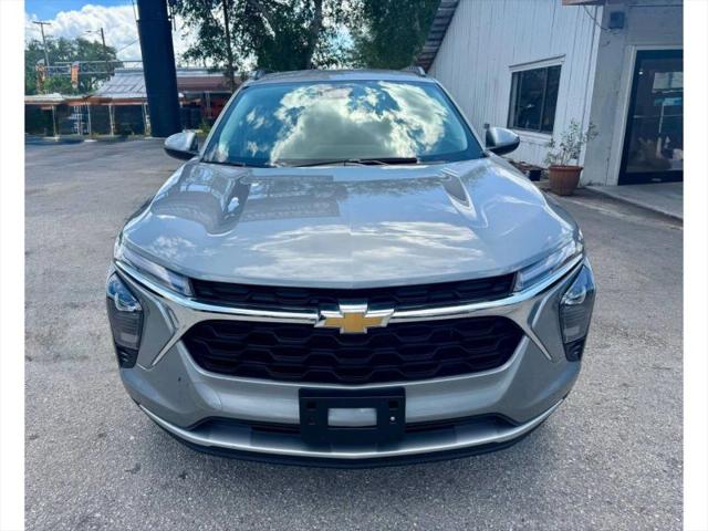 2025 Chevrolet Trax FWD LT