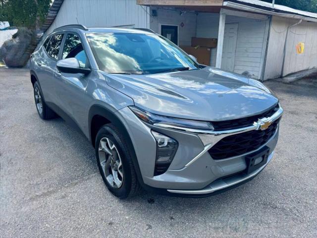 2025 Chevrolet Trax FWD LT