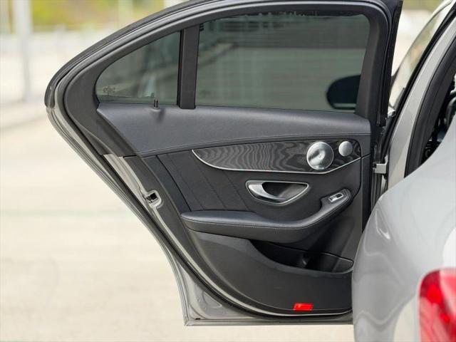 2015 Mercedes-Benz C-CLASS C 300 4MATIC