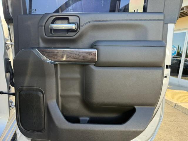 2022 Chevrolet Silverado 3500HD 4WD Crew Cab Standard Bed LTZ