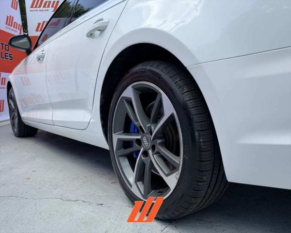 2019 Audi A4 40 Premium