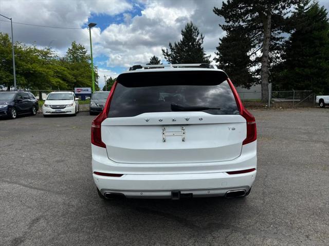 2017 Volvo XC90 T6 Momentum