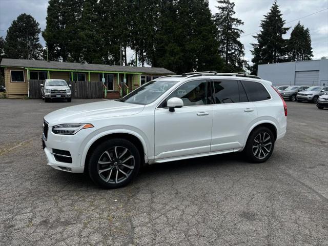 2017 Volvo XC90 T6 Momentum