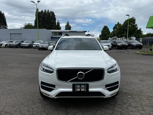 2017 Volvo XC90 T6 Momentum