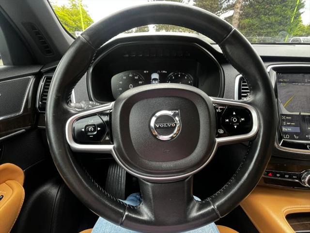 2017 Volvo XC90 T6 Momentum