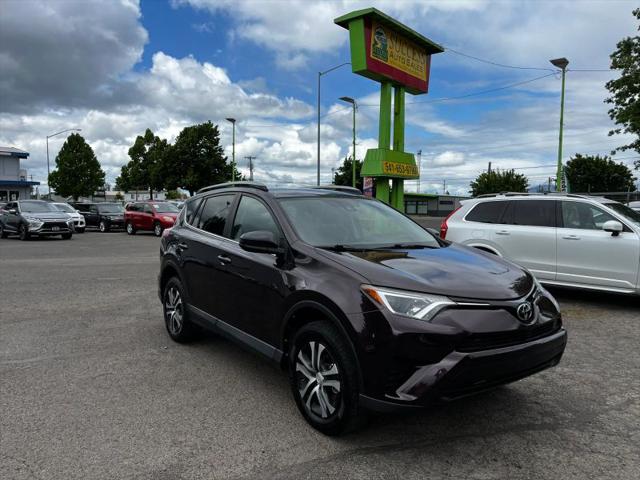 2017 Toyota RAV4 LE for sale in Eugene, OR