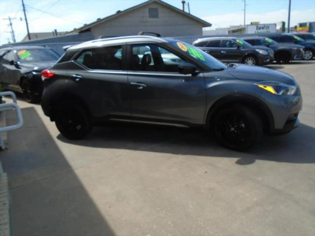 2020 Nissan Kicks SR Xtronic CVT