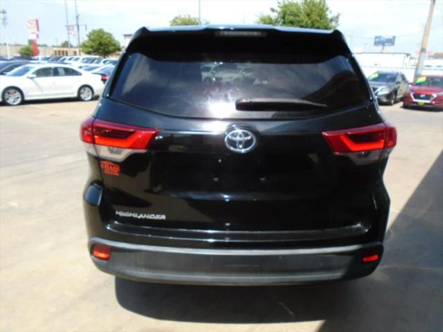 2019 Toyota Highlander LE