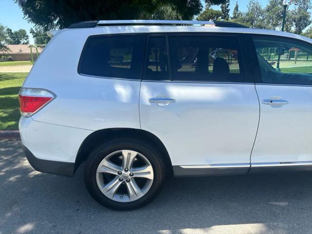 2013 Toyota Highlander Limited V6