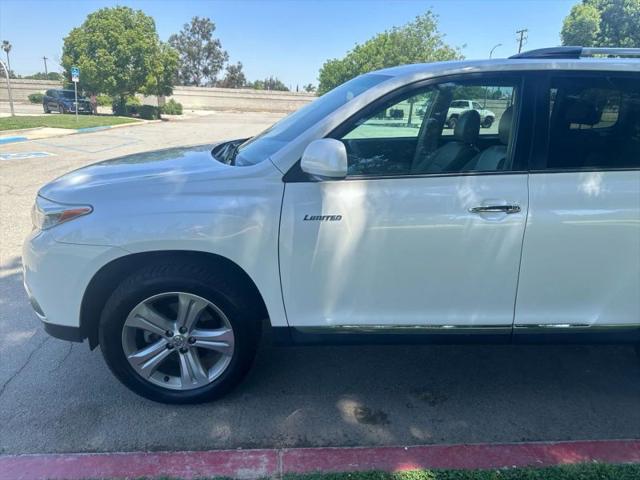 2013 Toyota Highlander Limited V6