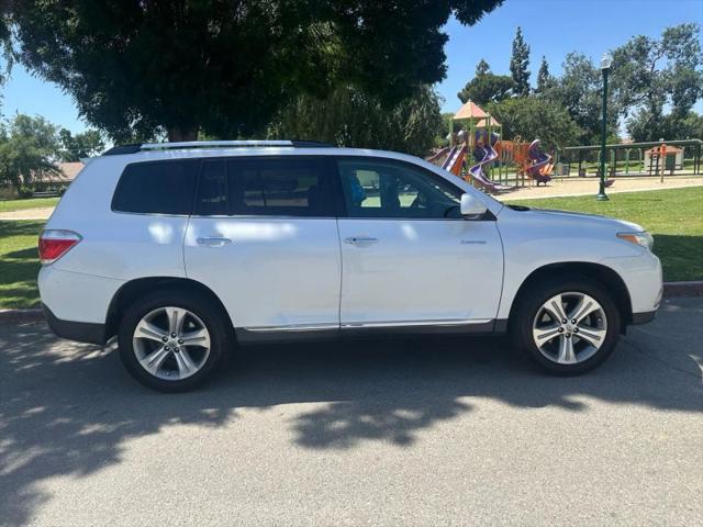 2013 Toyota Highlander Limited V6
