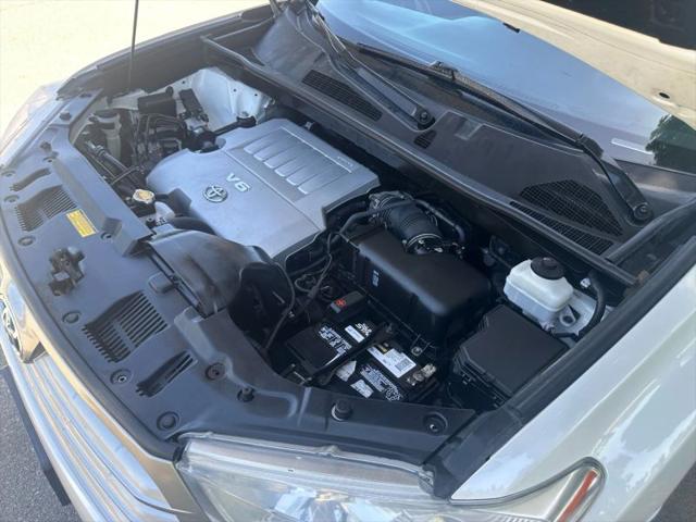 2013 Toyota Highlander Limited V6