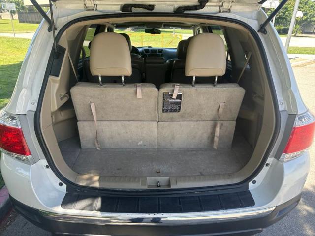 2013 Toyota Highlander Limited V6