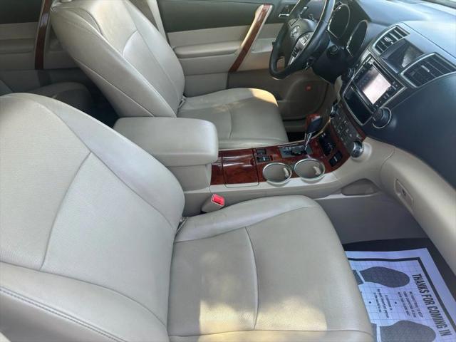 2013 Toyota Highlander Limited V6