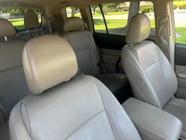 2013 Toyota Highlander Limited V6