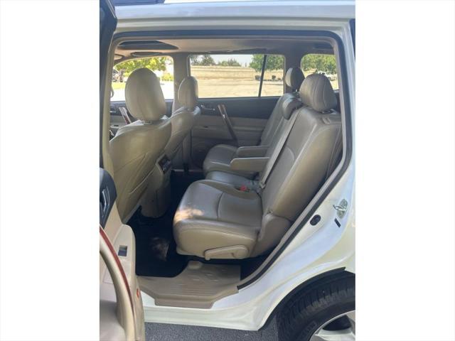2013 Toyota Highlander Limited V6