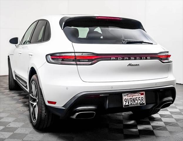 2026 Porsche Macan Macan