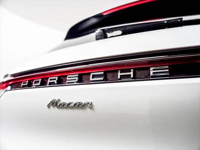 2026 Porsche Macan Macan