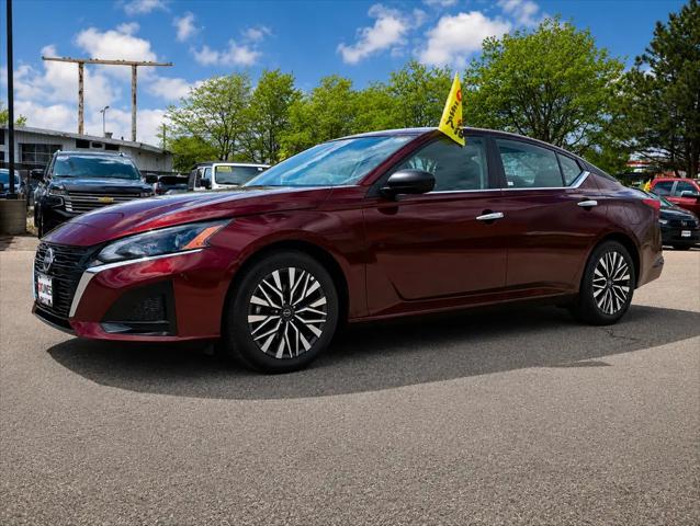 2025 Nissan Altima SV FWD