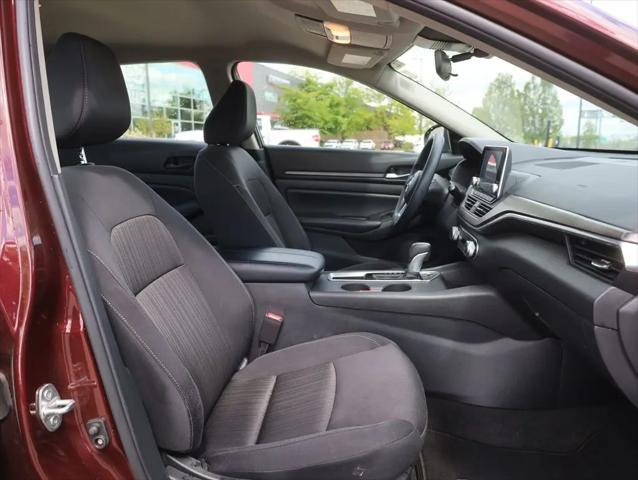 2025 Nissan Altima SV FWD